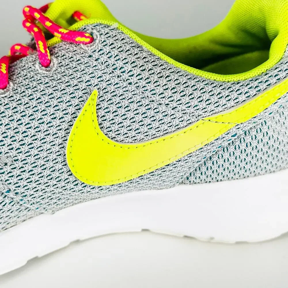 Nike Roshe One Running Sneakers Shoes Grey Yellow Pink Women 8 / Youth 6.5